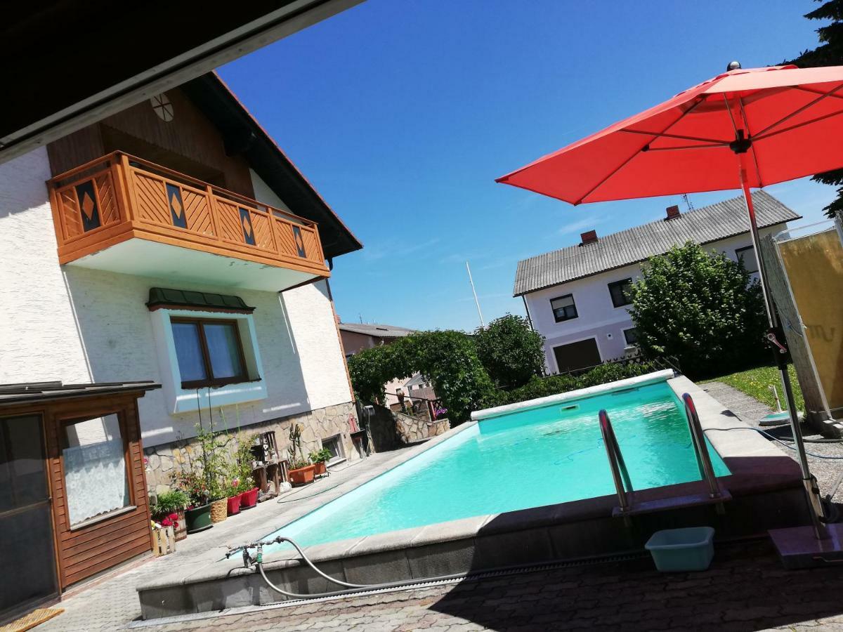 Gaestezimmer Glaser Gross-Siegharts Exterior photo